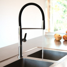 Смеситель для кухни с магнитным держателем и гибким изливом KITCHEN MAGNET 388801MCNM хром